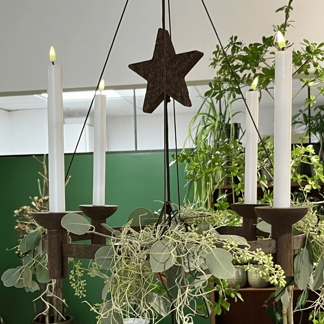 Lædersnøre til adventsring – miljøbillede
