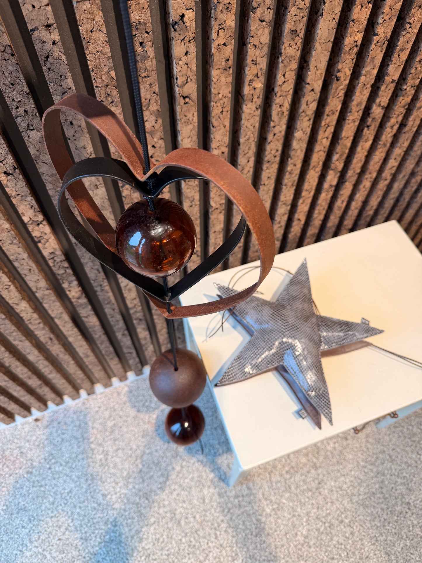 SNOREN Heart & Glass - obs pt med brune glaskugler