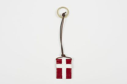Nøglering med håndlavet flag